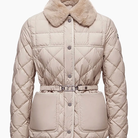Moncler Jackets & Blazers - Moncler Cygne puffer jacket.